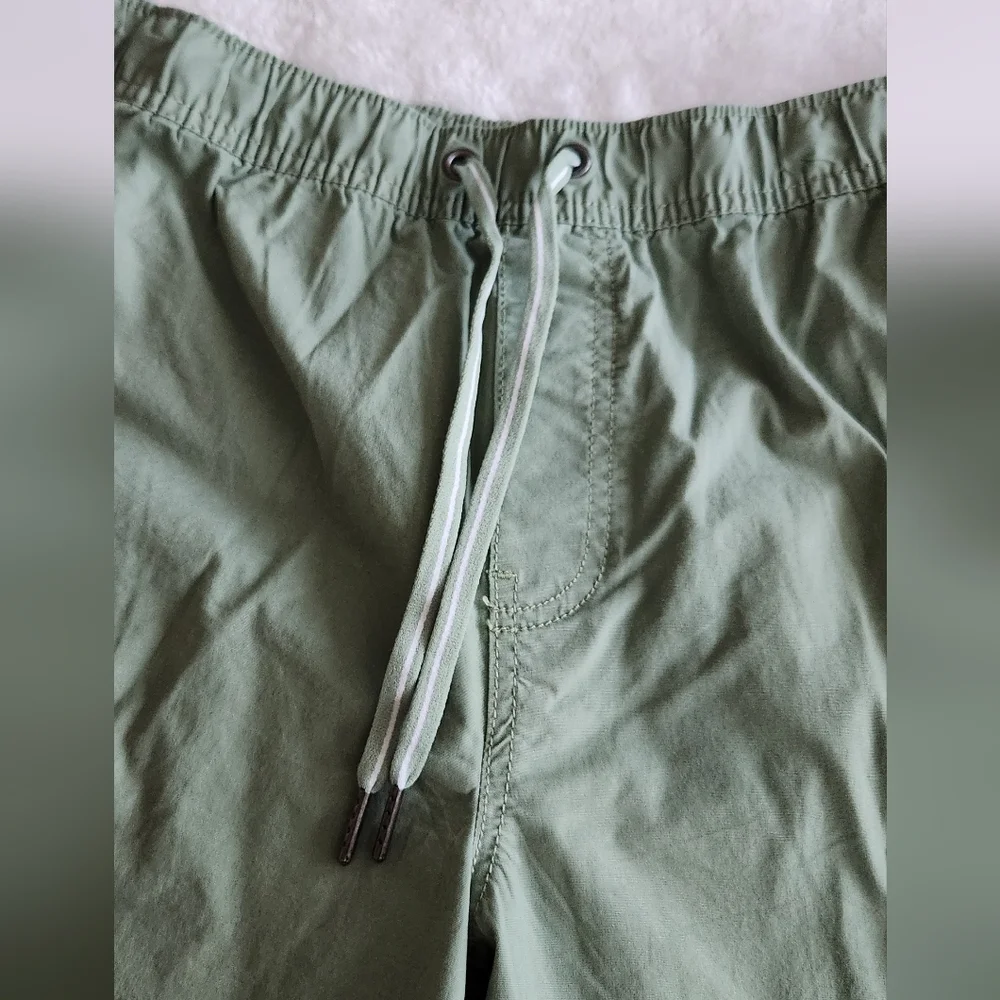 🩳 George Men’s Green Pull-On Cargo Shorts – Size Medium (32–34), NWT, 8” Inseam